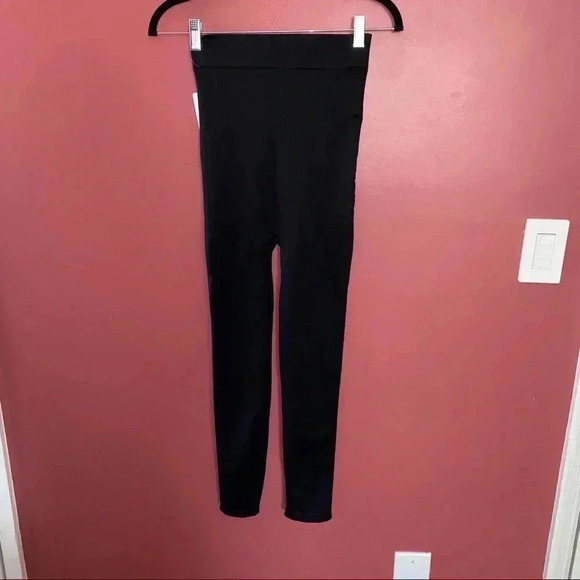 BLANQI PostPartum High Waisted Leggings - Picture 9 of 9